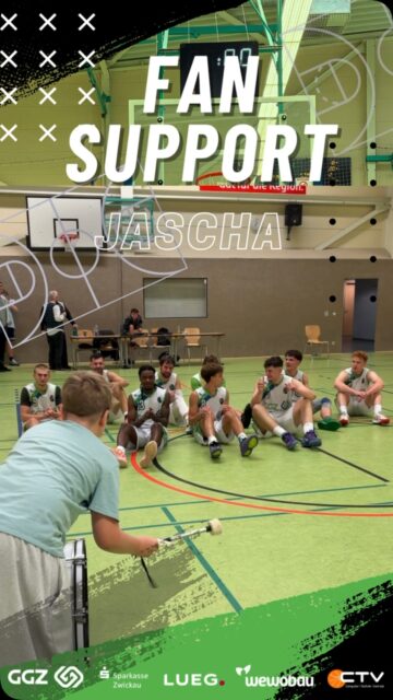 Ein besonderer Dank geht an Jascha. Er hat das gesamte Spiel getrommelt und die Mannschaft angepeitscht.